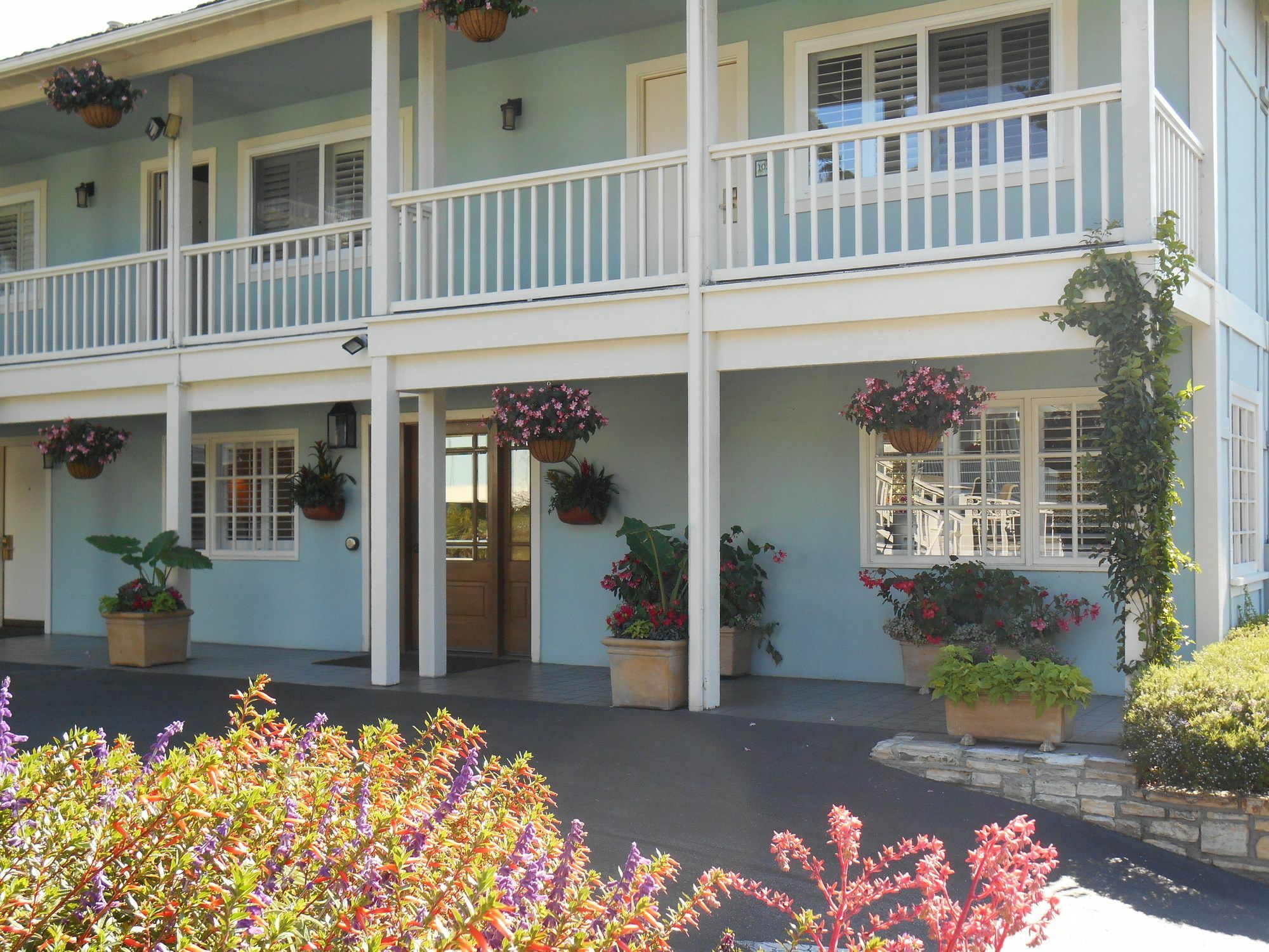 Carmel Bay View Inn Екстериор снимка